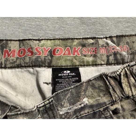 Mossy Oak Camo Cut Off Shorts Size Medium/Large - Picture 2 of 7